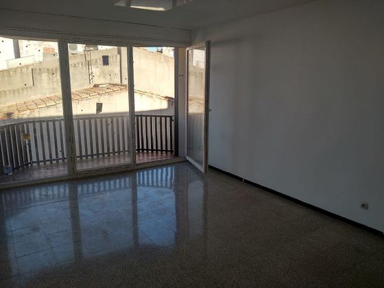 Foto 2 de Venta de piso en Vila de Palafrugell - Llofriu - Barceloneta de 2 habitaciones con balcón y ascensor