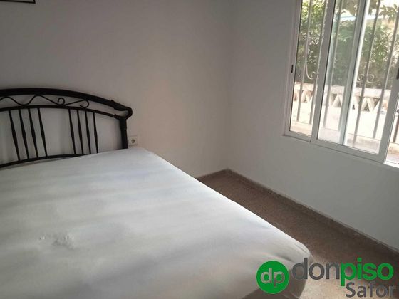 Foto 1 de Piso en venta en Playa de Gandia de 5 habitaciones con terraza y aire acondicionado