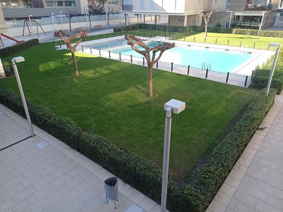Foto 2 de Pis en venda a Cuarte de Huerva de 3 habitacions amb terrassa i piscina