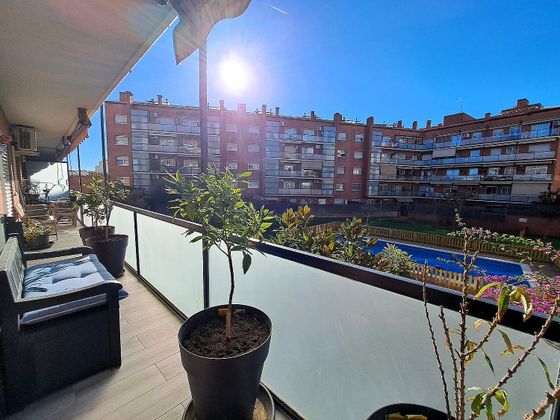 Foto 2 de Venta de piso en Abrera de 3 habitaciones con terraza y piscina