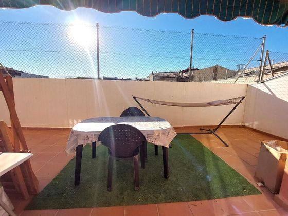 Foto 2 de Piso en venta en Olesa de Montserrat de 4 habitaciones con terraza y calefacción