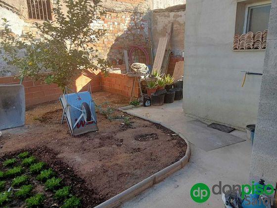Foto 2 de Chalet en venta en Oliva pueblo de 2 habitaciones con terraza y jardín