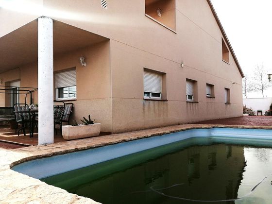 Foto 2 de Xalet en venda a Piera de 5 habitacions amb piscina i garatge