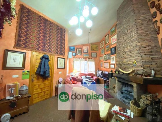 Foto 2 de Casa en venda a Santa Cruz - Industria - Polígono Campollano de 6 habitacions amb calefacció