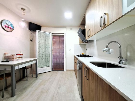 Foto 2 de Piso en venta en Olesa de Montserrat de 3 habitaciones con terraza y garaje