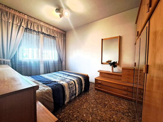 Foto 1 de Pis en venda a Olesa de Montserrat de 4 habitacions amb terrassa i calefacció