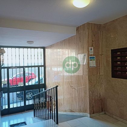Foto 2 de Pis en lloguer a Santa Marina - La Paz de 4 habitacions amb calefacció i ascensor