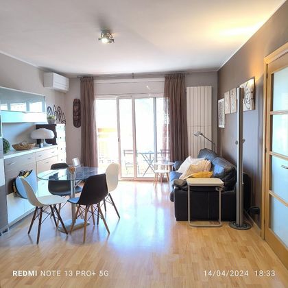 Foto 1 de Pis en lloguer a Valldaura - Ctra. de Cardona de 4 habitacions amb balcó i aire acondicionat