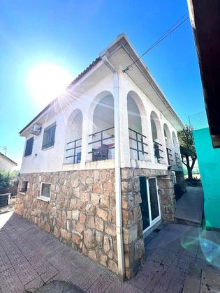 Foto 1 de Xalet en venda a Torrejón del Rey de 3 habitacions amb terrassa i piscina