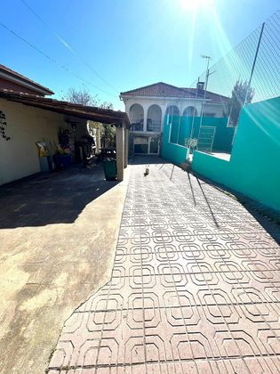 Foto 2 de Chalet en venta en Torrejón del Rey de 3 habitaciones con terraza y piscina