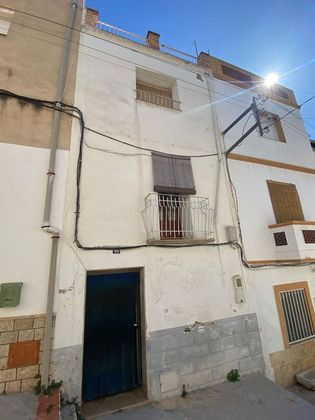 Foto 1 de Xalet en venda a calle Nou de 3 habitacions amb terrassa i balcó