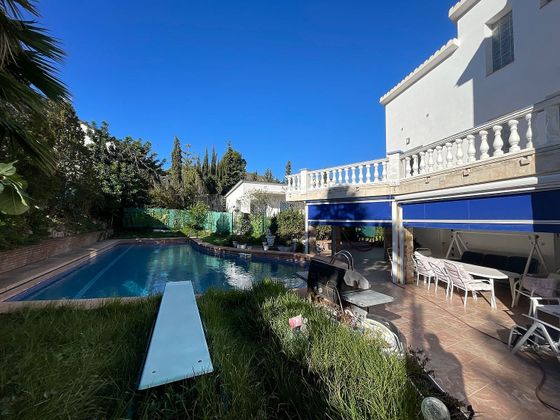 Foto 1 de Xalet en lloguer a Montmar de 6 habitacions amb terrassa i piscina