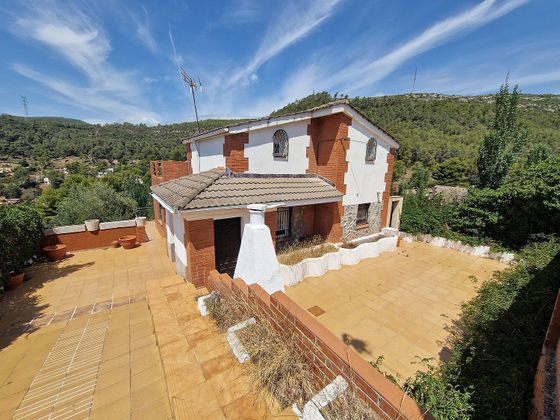Foto 1 de Xalet en venda a Torrelles de Llobregat de 8 habitacions amb terrassa i piscina