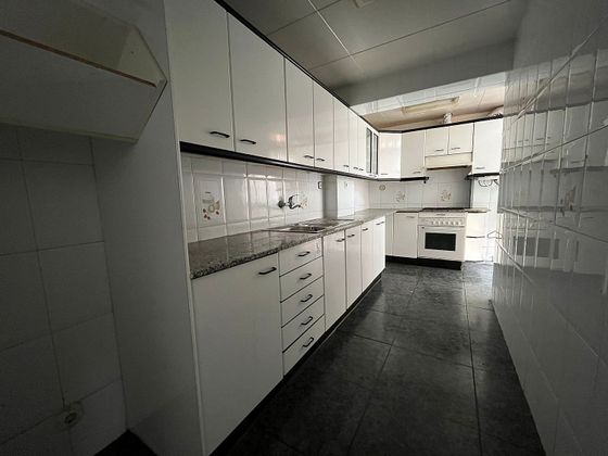 Foto 1 de Venta de piso en Pomar de 3 habitaciones y 65 m²