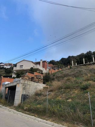 Foto 2 de Venta de terreno en Sant Fost de Campsentelles de 1000 m²