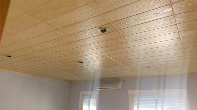 Foto 2 de Àtic en venda a Can Borrell - La Plana de Lledó de 3 habitacions amb aire acondicionat