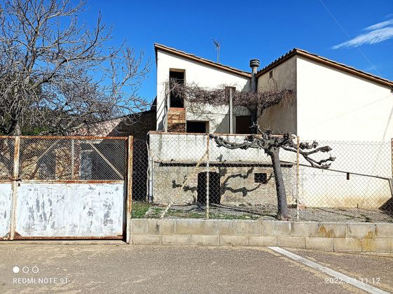 Foto 1 de Casa en venta en Crespià de 2 habitaciones con terraza y jardín