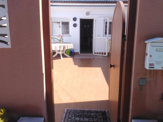 Foto 1 de Casa adosada en venta en Cap Salou de 3 habitaciones con terraza y muebles