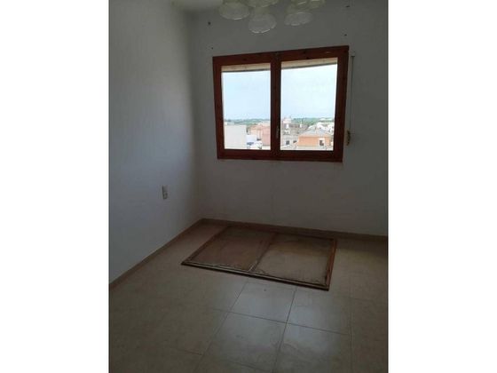 Foto 1 de Venta de piso en Sant Jaume d´Enveja de 3 habitaciones con terraza