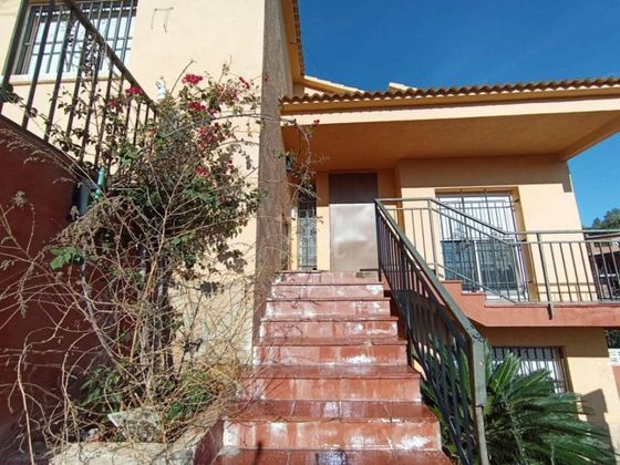 Foto 1 de Casa en venta en Les Brises de Calafell - Segur de Dalt de 3 habitaciones con terraza y jardín