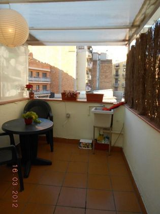 Foto 1 de Venta de piso en Sants de 3 habitaciones con terraza y jardín