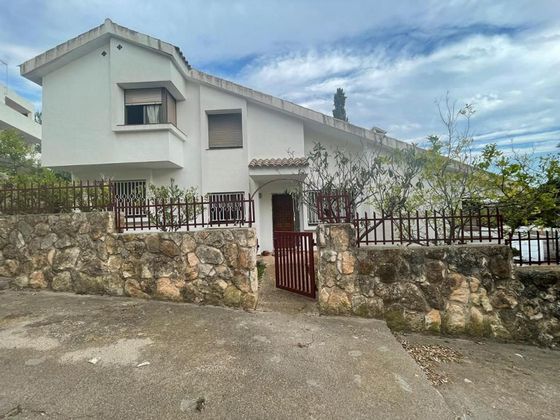 Foto 1 de Venta de casa en plaza De la Pedrera de 4 habitaciones con terraza y garaje