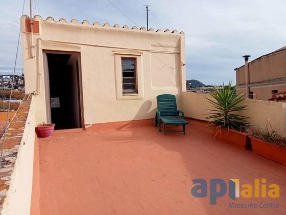Foto 1 de Casa adossada en venda a Vilassar de Dalt de 4 habitacions amb terrassa i balcó