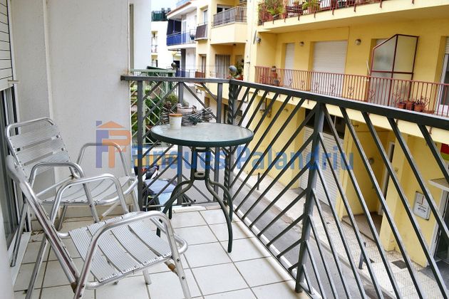 Foto 1 de Pis en venda a calle Bernat Metge de 4 habitacions amb terrassa i balcó