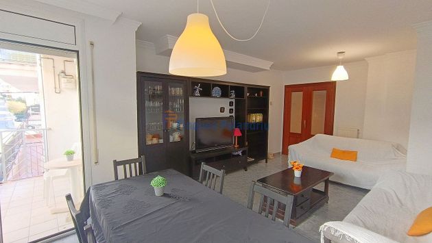 Foto 2 de Venta de piso en calle Bernat Metge de 3 habitaciones con terraza y balcón
