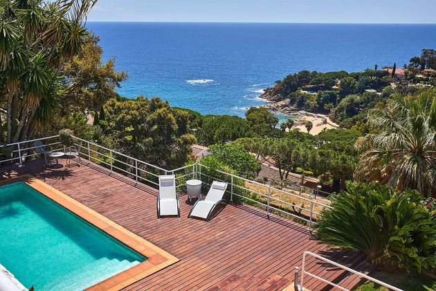 Foto 1 de Xalet en venda a Cala Sant Francesc - Santa Cristina de 7 habitacions amb terrassa i piscina