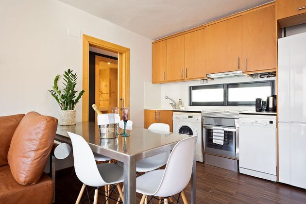Foto 2 de Pis en lloguer a Sant Gervasi - Galvany de 2 habitacions amb terrassa i mobles