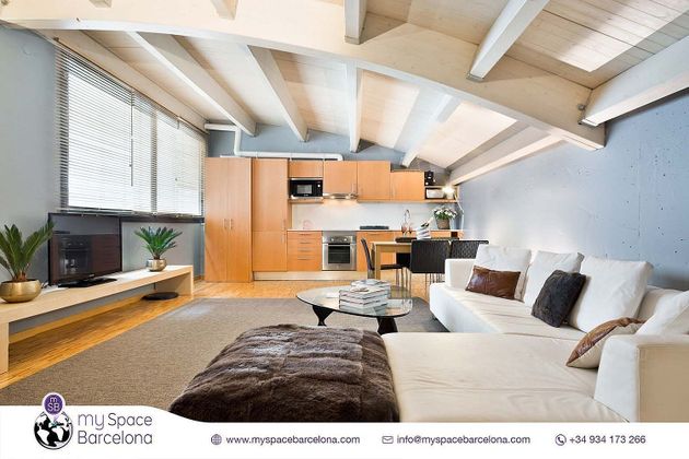 Foto 1 de Ático en alquiler en Sant Gervasi - Galvany de 2 habitaciones con muebles y aire acondicionado