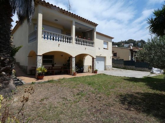 Foto 1 de Xalet en venda a Cabanyes-Mas Ambrós-Mas Pallí de 3 habitacions amb terrassa i garatge