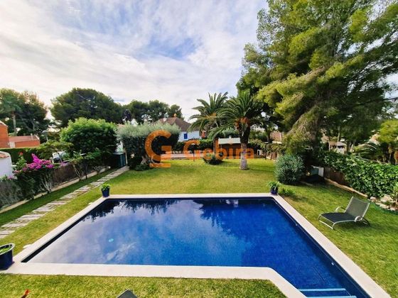 Foto 2 de Casa en venda a Residencial de 5 habitacions amb terrassa i piscina