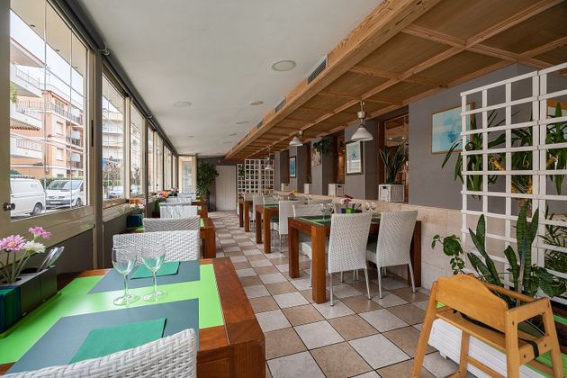 Foto 2 de Local en venta en Segur Platja con terraza y aire acondicionado