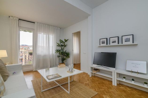 Foto 2 de Piso en venta en La Dreta de l'Eixample de 2 habitaciones con terraza y aire acondicionado