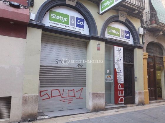 Foto 2 de Local en alquiler en calle De Sant Elies de 300 m²