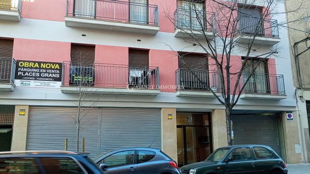 Foto 2 de Local en lloguer a calle De Miró de 122 m²