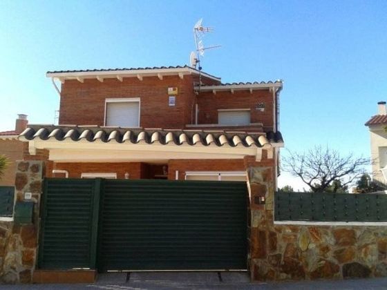 Foto 1 de Xalet en venda a Berà Mar - El Francaset de 6 habitacions amb terrassa i garatge