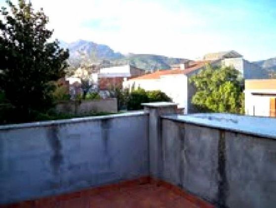Foto 1 de Xalet en venda a Esparreguera de 3 habitacions amb terrassa i jardí