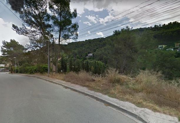 Foto 2 de Venta de terreno en Corbera de Llobregat de 726 m²