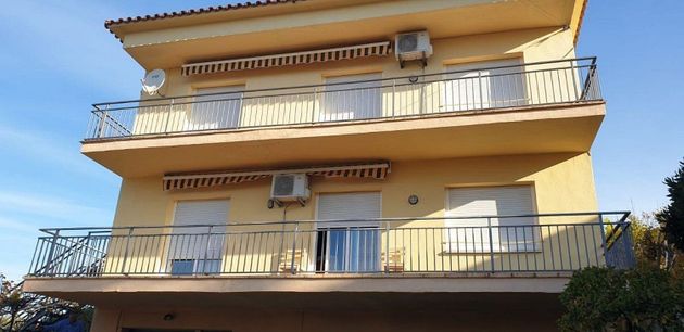 Foto 2 de Xalet en venda a Masquefa de 8 habitacions amb terrassa i piscina