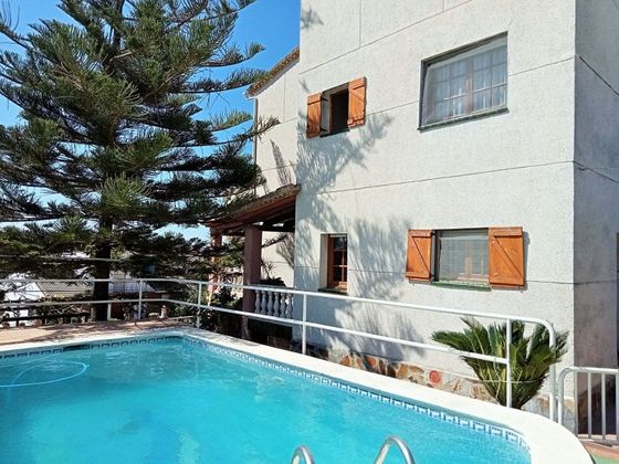 Foto 1 de Venta de chalet en Bellvei de 4 habitaciones con terraza y piscina