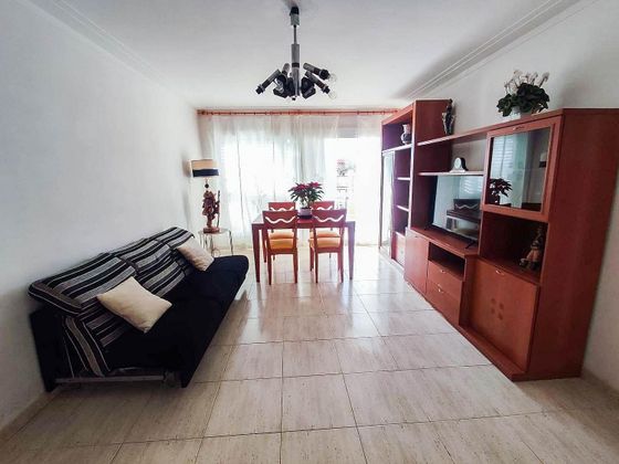 Foto 1 de Piso en venta en Olesa de Montserrat de 3 habitaciones con balcón