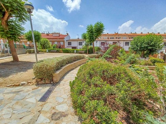 Foto 1 de Casa en venta en Olesa de Montserrat de 4 habitaciones con terraza y jardín