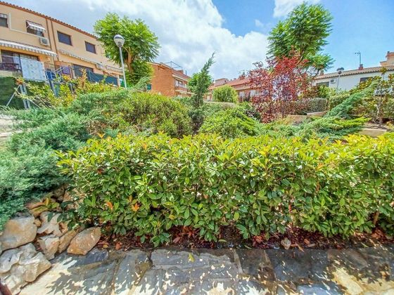 Foto 2 de Casa en venda a Olesa de Montserrat de 4 habitacions amb terrassa i jardí