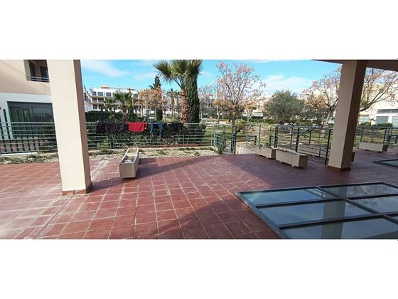 Foto 1 de Piso en venta en calle Valencia de 3 habitaciones con terraza y piscina