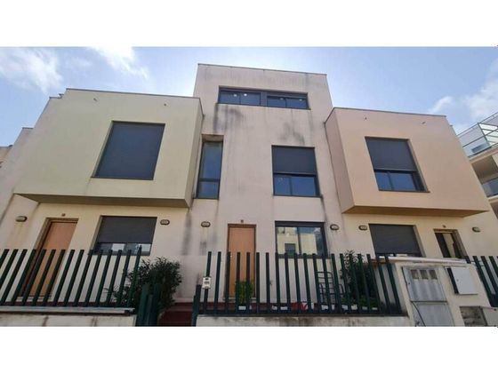 Foto 2 de Casa en venta en calle Valencia de 3 habitaciones con terraza y piscina