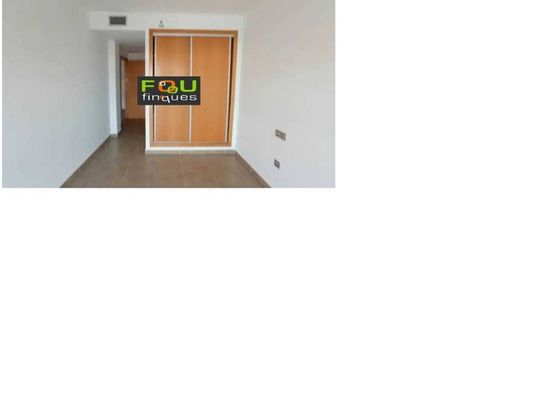 Foto 1 de Venta de piso en Torreblanca de 2 habitaciones con garaje y aire acondicionado