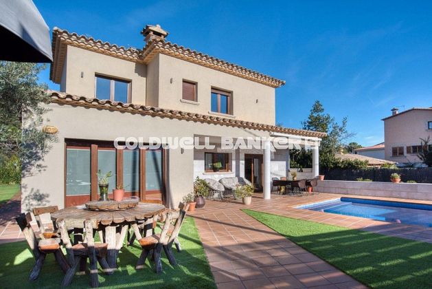 Foto 2 de Xalet en venda a Golf Costa Brava - Bufaganyes de 4 habitacions amb terrassa i piscina